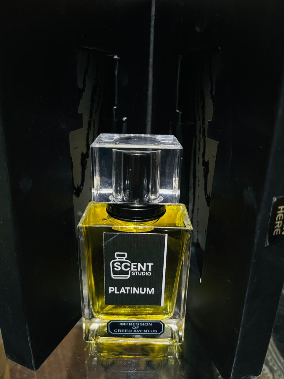 Platinum Inspired BY Ulrac de voren 50 ML